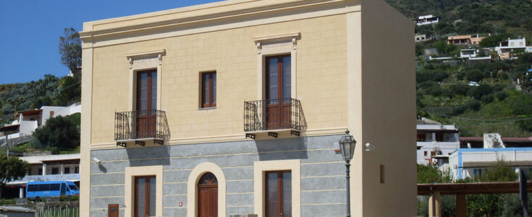 Progetto per il restauro conservativo di un immobile da destinare a museo – Isola di Salina Santa Marina Salina – Leni